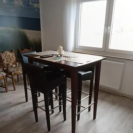 Lovely In With Separate Entrance Appartement *